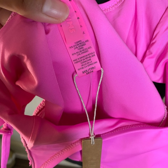 Skims Open Bust One piece - Picture 3 of 5